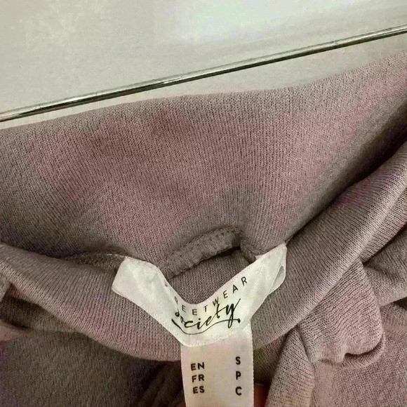 Woman’s Purple Wide Legged  Trousers - Picture 5 of 8